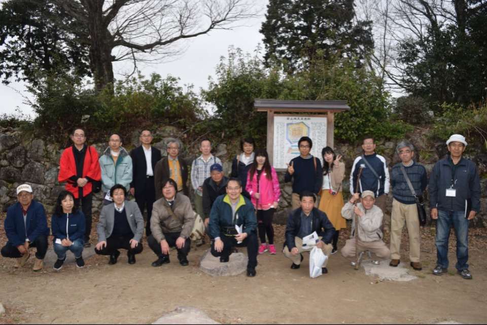 安土城再建を夢見る会の画像