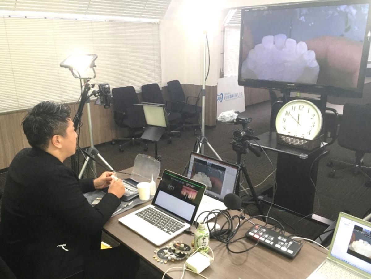 ベトナムに最新の歯科技工技術を伝える「第１回 オンライン遠隔研修セミナー プログラム」が終了しました。のメインビジュアル