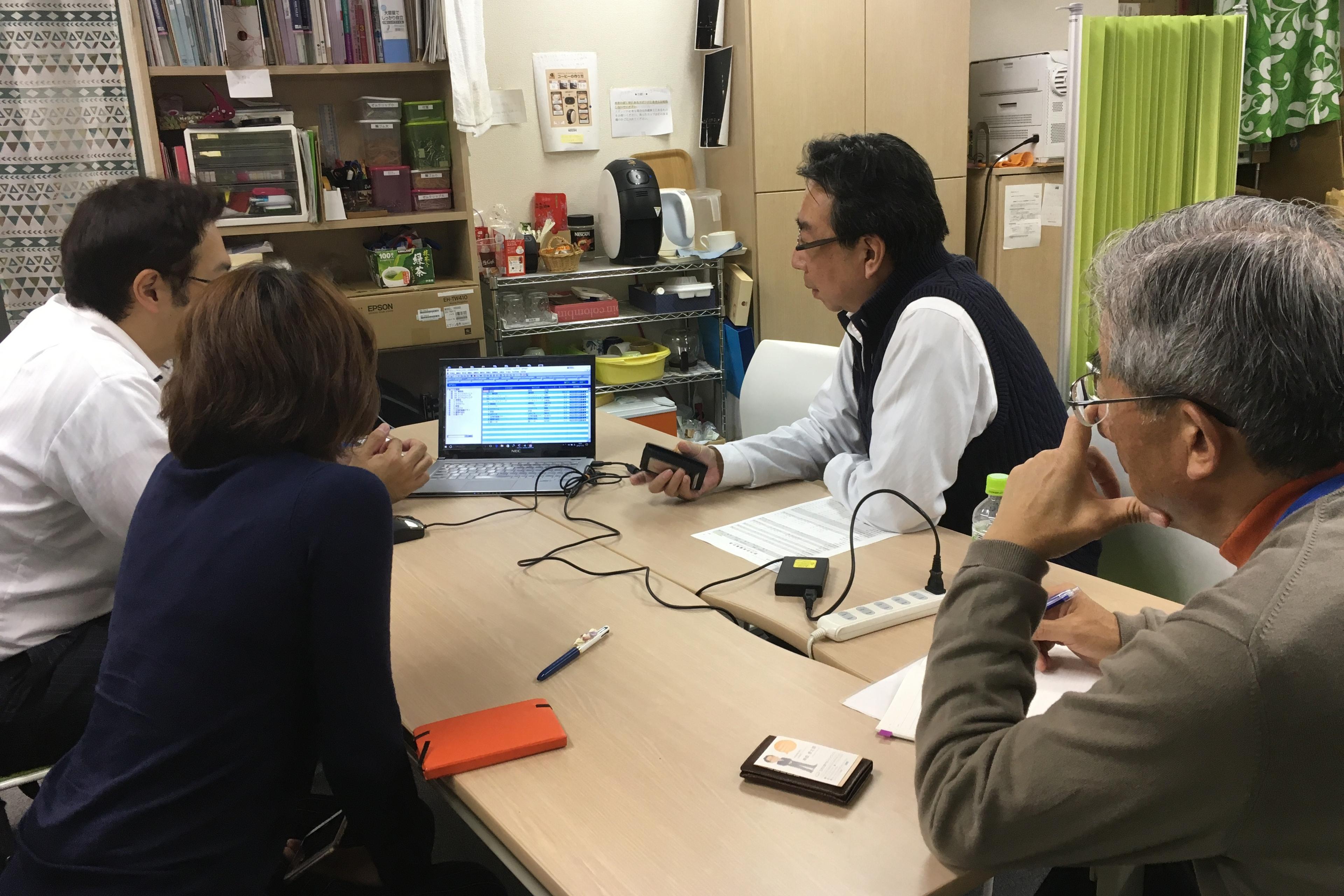 事務局のある1日の様子のメインビジュアル