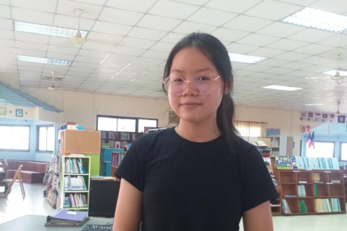 夢を探しに図書館に来ています＜ラオス＞ヴァットサナ・ヴィァイパセートさん（14歳、ビエンチャン中学校4年生）のメインビジュアル