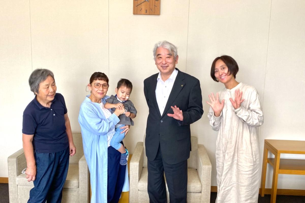 こどもの医療、福祉、教育で活躍する学生の皆さんに向けてのメインビジュアル