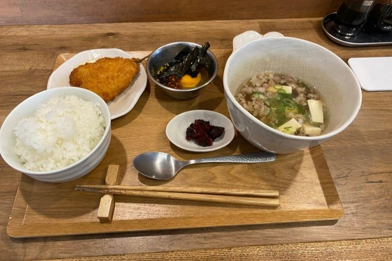 くじら食堂のメインビジュアル