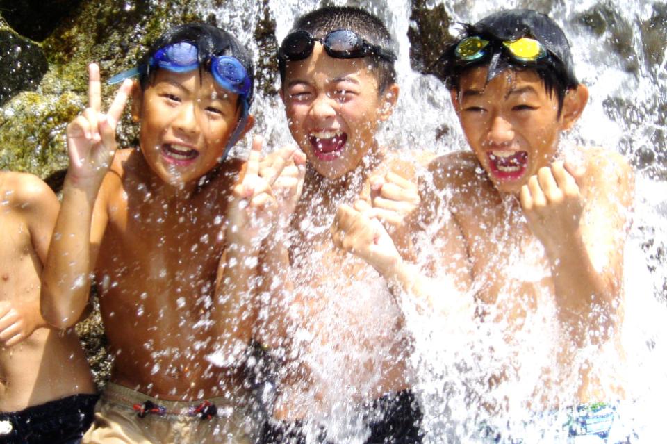 信州こども山賊キャンプのメインビジュアル