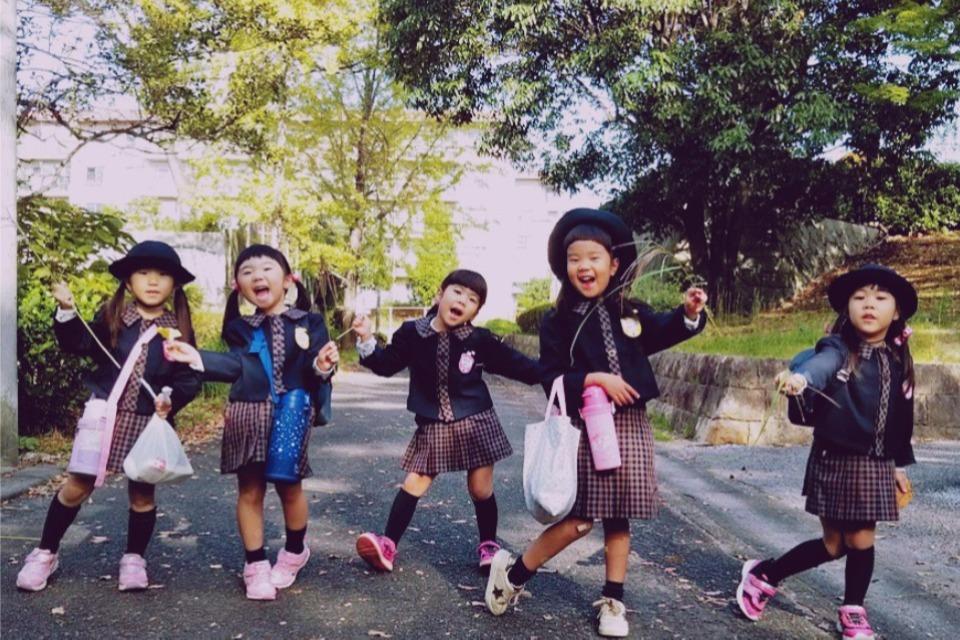 ミンナソラノシタ幼稚園留学のメインビジュアル