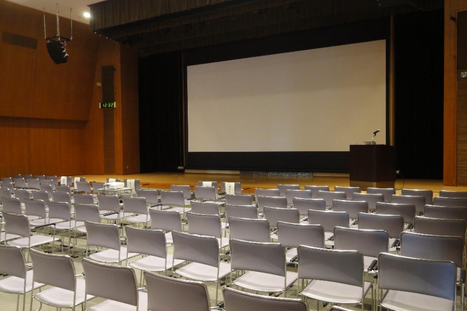 拒食・過食を乗り越えて(講演会・シンポジウム)のメインビジュアル