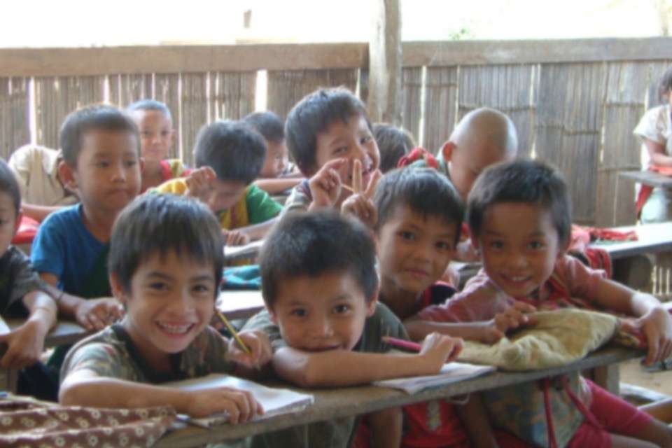 ミャンマー　学校建設・農村開発のメインビジュアル