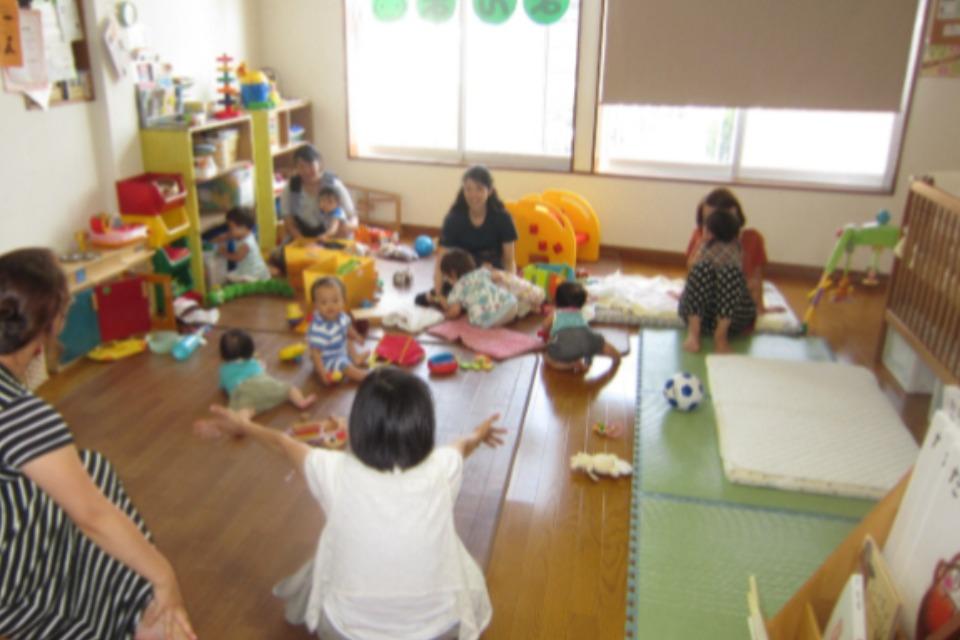 「親子のひろば まんま」のメインビジュアル