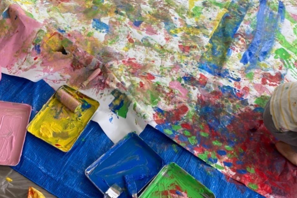 つくるつながるアトリエのメインビジュアル