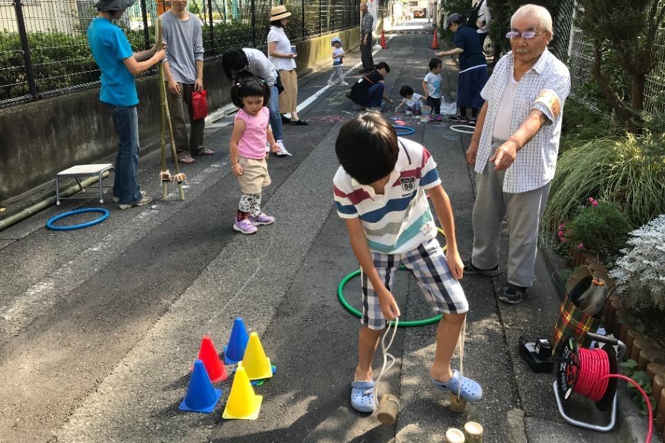 みんなでみちあそびのメインビジュアル