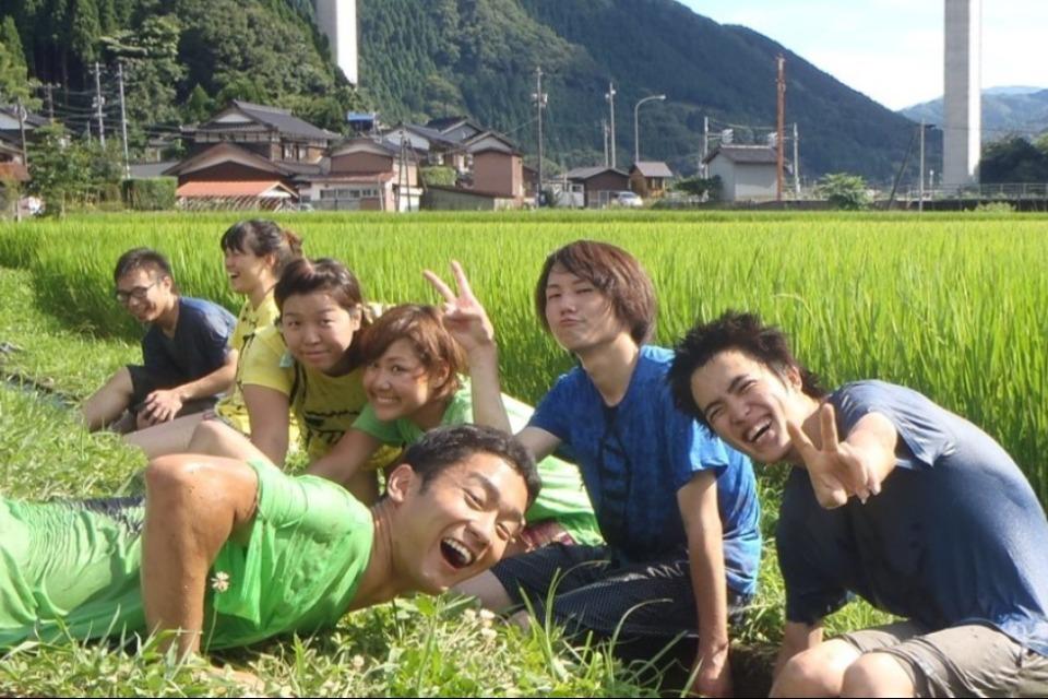 学生・社会人の方へのメインビジュアル