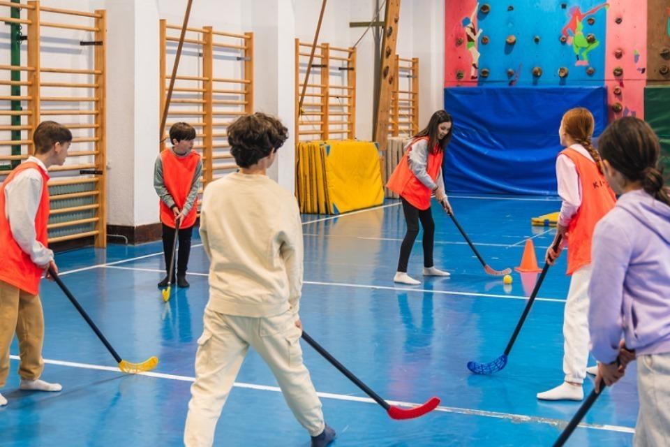 フロアボール体験教室&イベント出張プロジェクト Main Visual