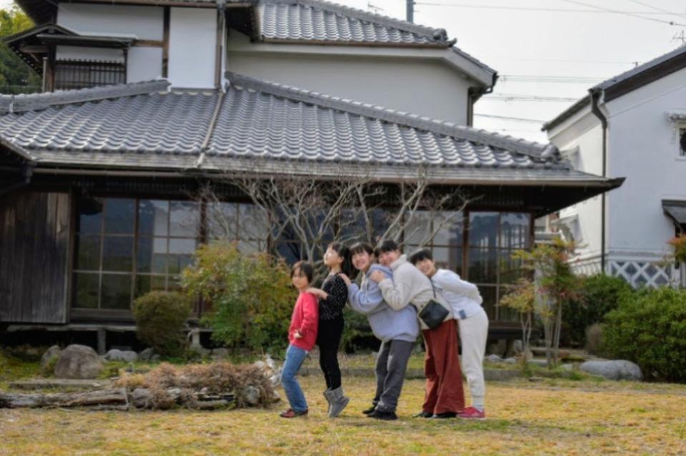 築100年の温もりある古民家で、子ども達が主体的に学ぶ環境を創り維持したい。のメインビジュアル