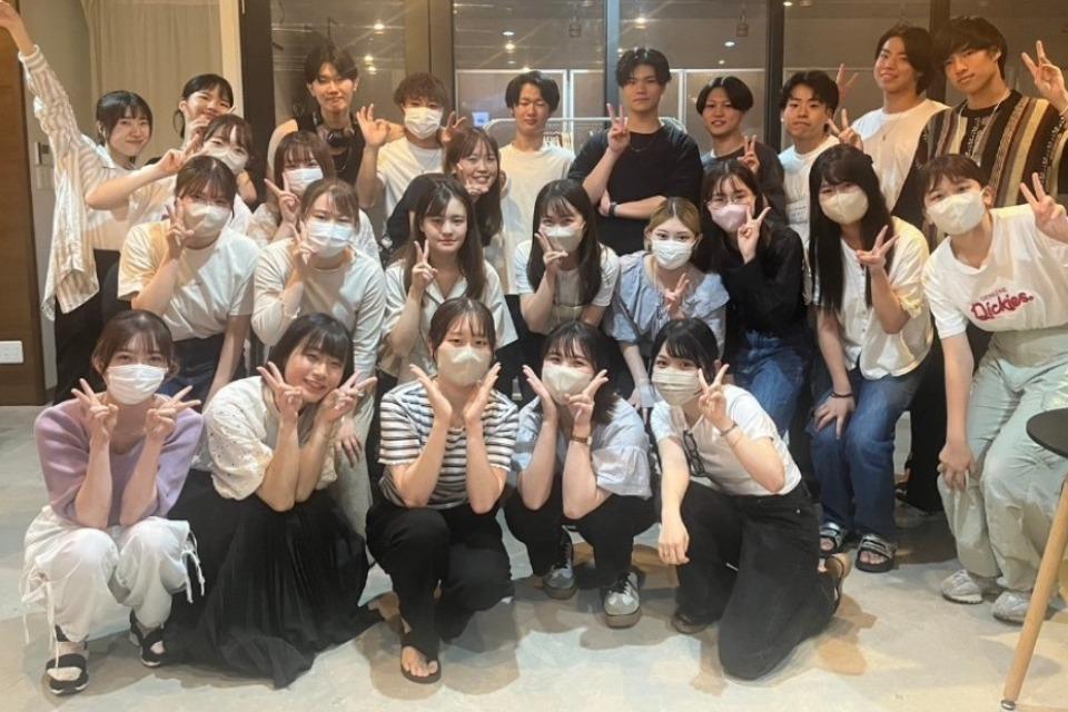 ミーティングのメインビジュアル