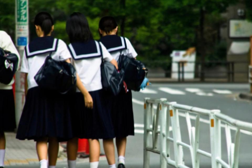 いばらきけんなん 制服バンク・ランドセルバンクのメインビジュアル