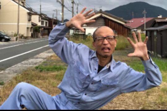 小松が踊りながら涙を流して喜びます!の画像