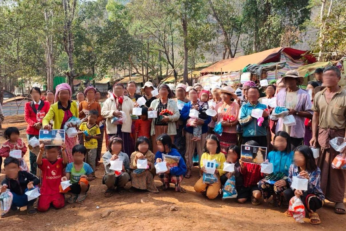 【被災地・国内避難】防空壕の築造、食糧支援、教育支援の画像