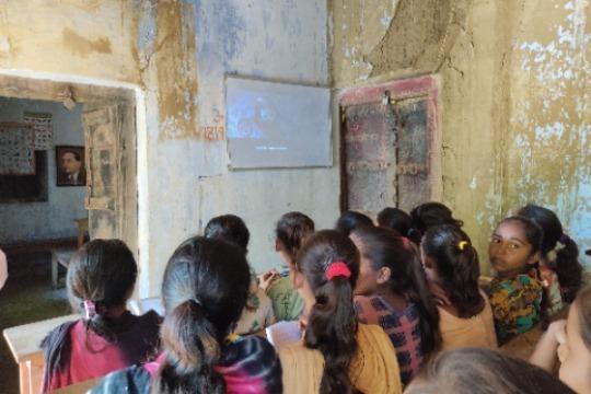 子供一人の1年間の教育機会の画像