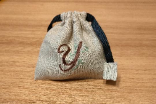 刺繍入りmini巾着袋の画像