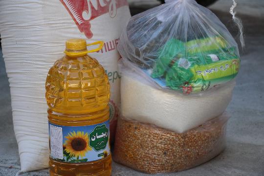 1カ月分の食料を提供の画像