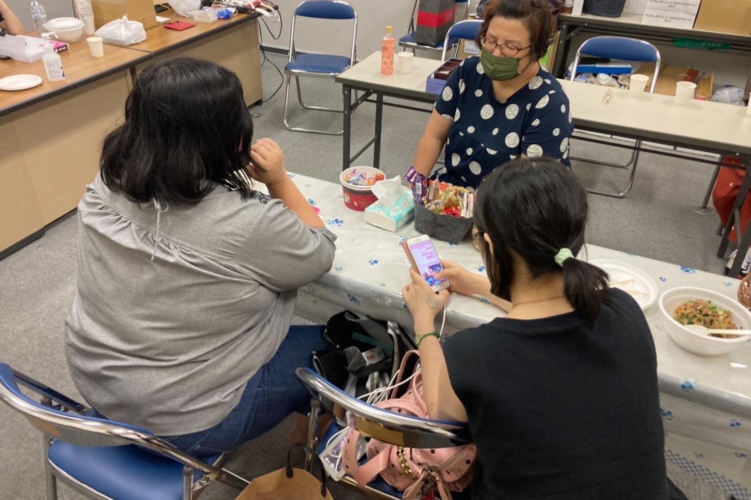 3か所の居場所の家賃、水道光熱費、青少年支援にかかる資金の画像