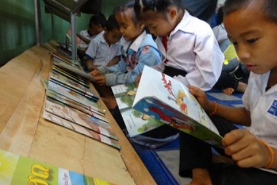 本を知らない子どもたちへの絵本15冊にの画像