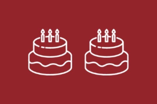 クリスマスケーキを2家庭に届けるの画像