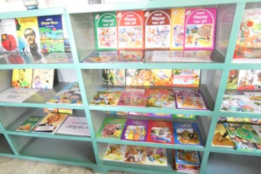 1万円でもっと本を増やすための本棚を!の画像