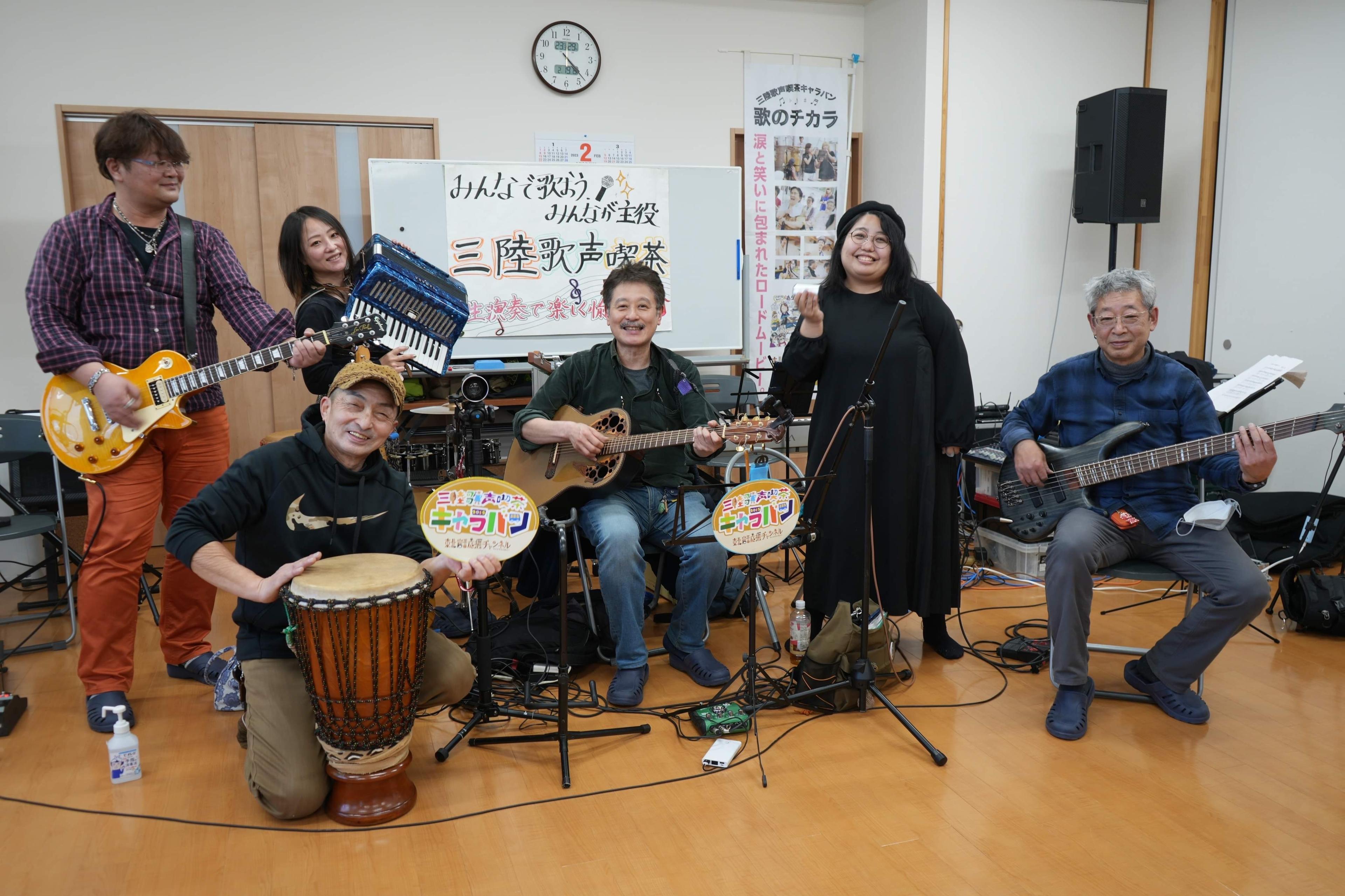 キャラバン隊4人が音響機材一式と共に1日活動できます。の画像