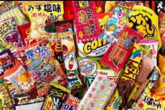 カンボジアの孤児院の子どもたちへ日本の駄菓と文房具のお土産代の画像
