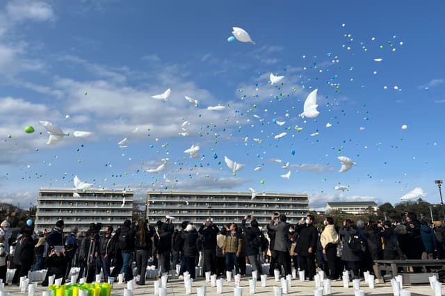バルーンを10個飛ばす(または灯籠を40基灯す)ことができますの画像