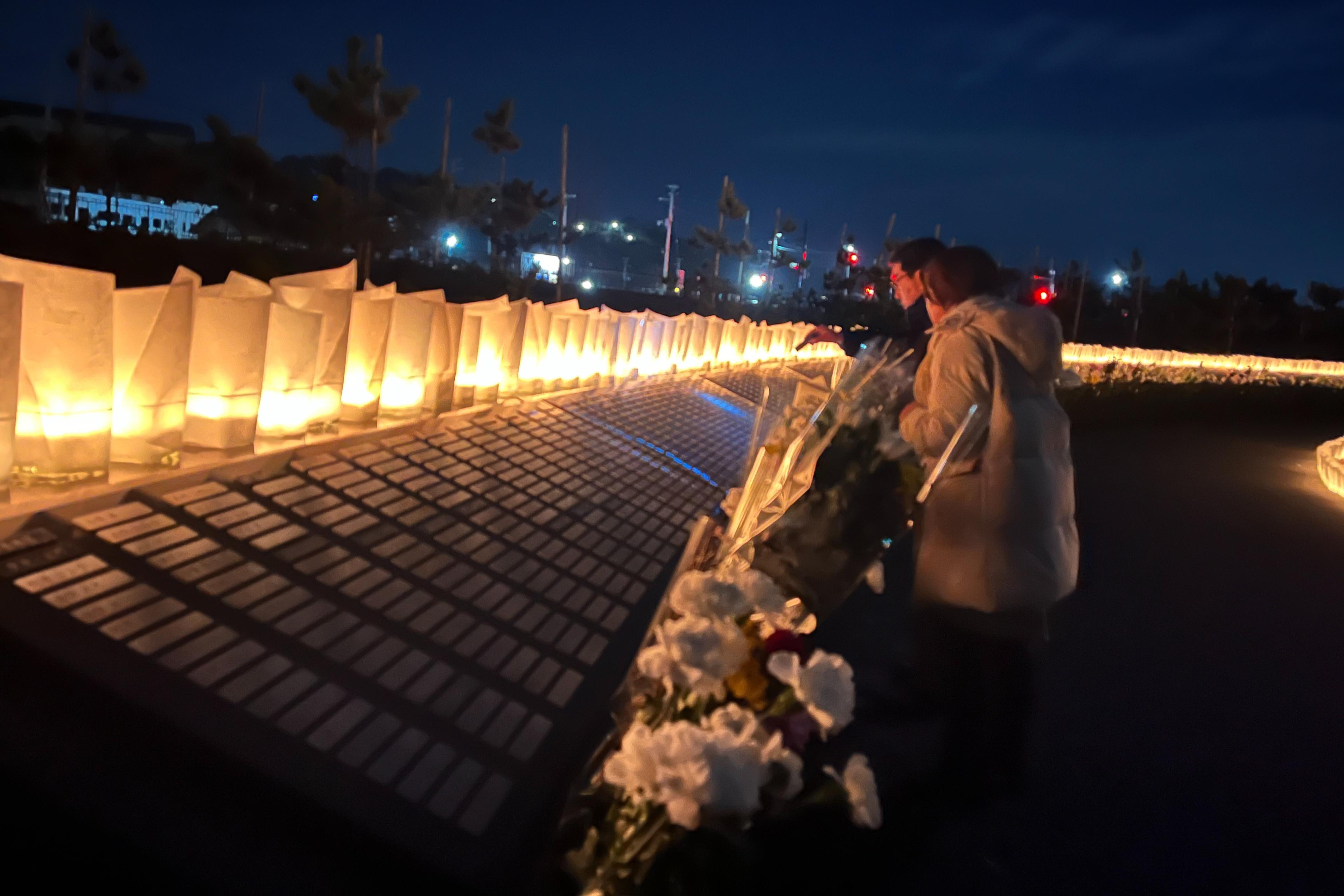 灯籠を75基灯すことができますの画像