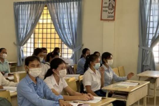 教員養成学校の学生の学費・生活費に Image