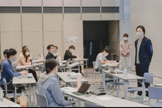 先輩起業家や社会活動の実践者による研修会を実施し、アイデアを形にしていくためのノウハウ習得につなげることができますの画像