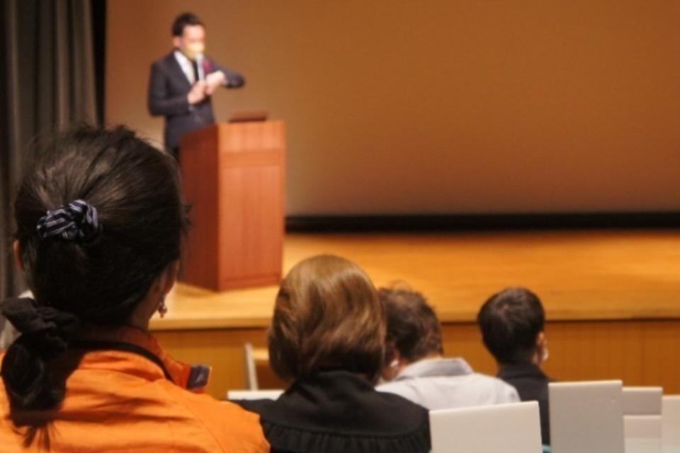なぜこの課題に取り組むかの画像