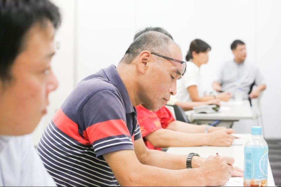 なぜこの課題に取り組むかの画像