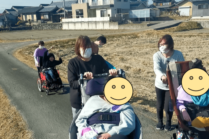 地域でひらく、わたしたちの時間のメインビジュアル